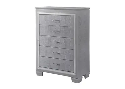 B7100 Chest